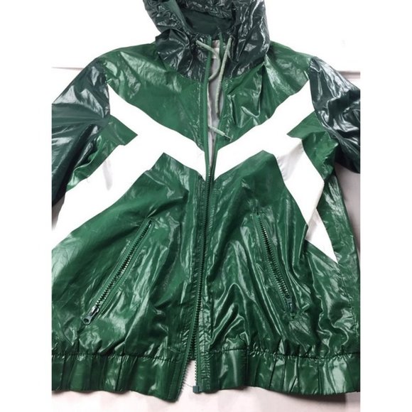 Men's Bench Rain Coat - Picture 2 of 8